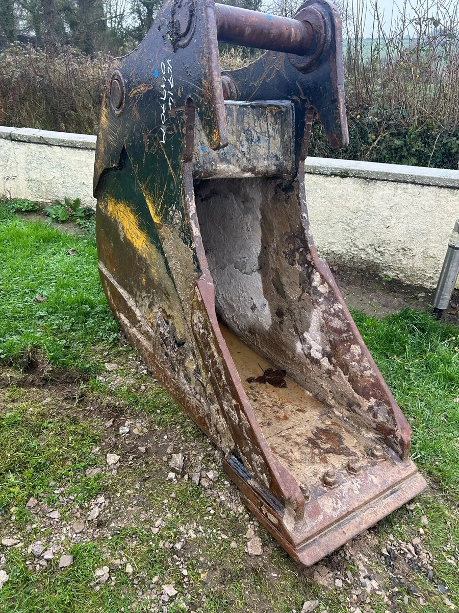 Rhinox 18 inch 80mm pin gummy bucket suit 20t - Image 1