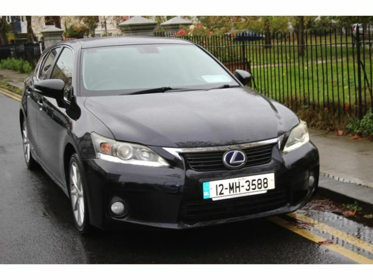 Lexus CT 200H Luxury - Image 3