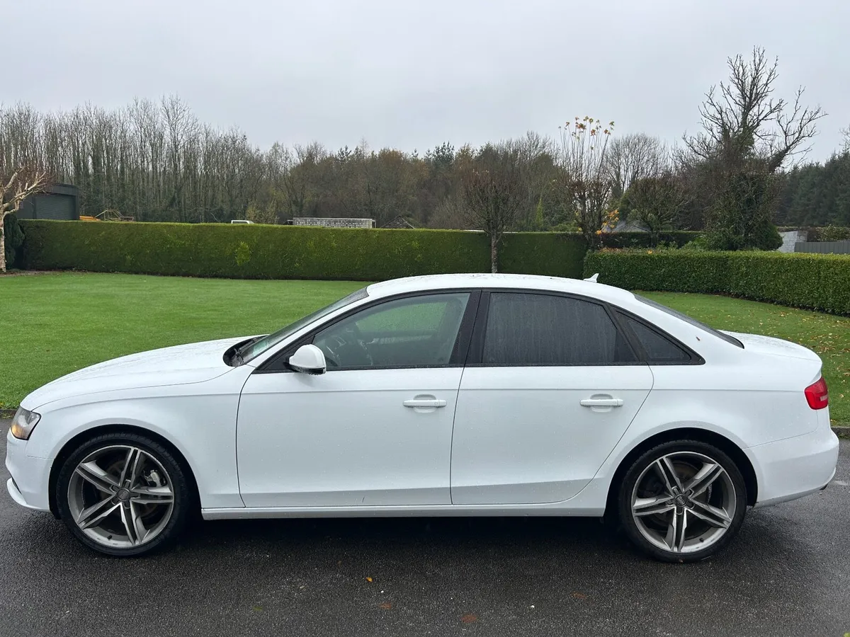 Audi A4 2015 - Image 4