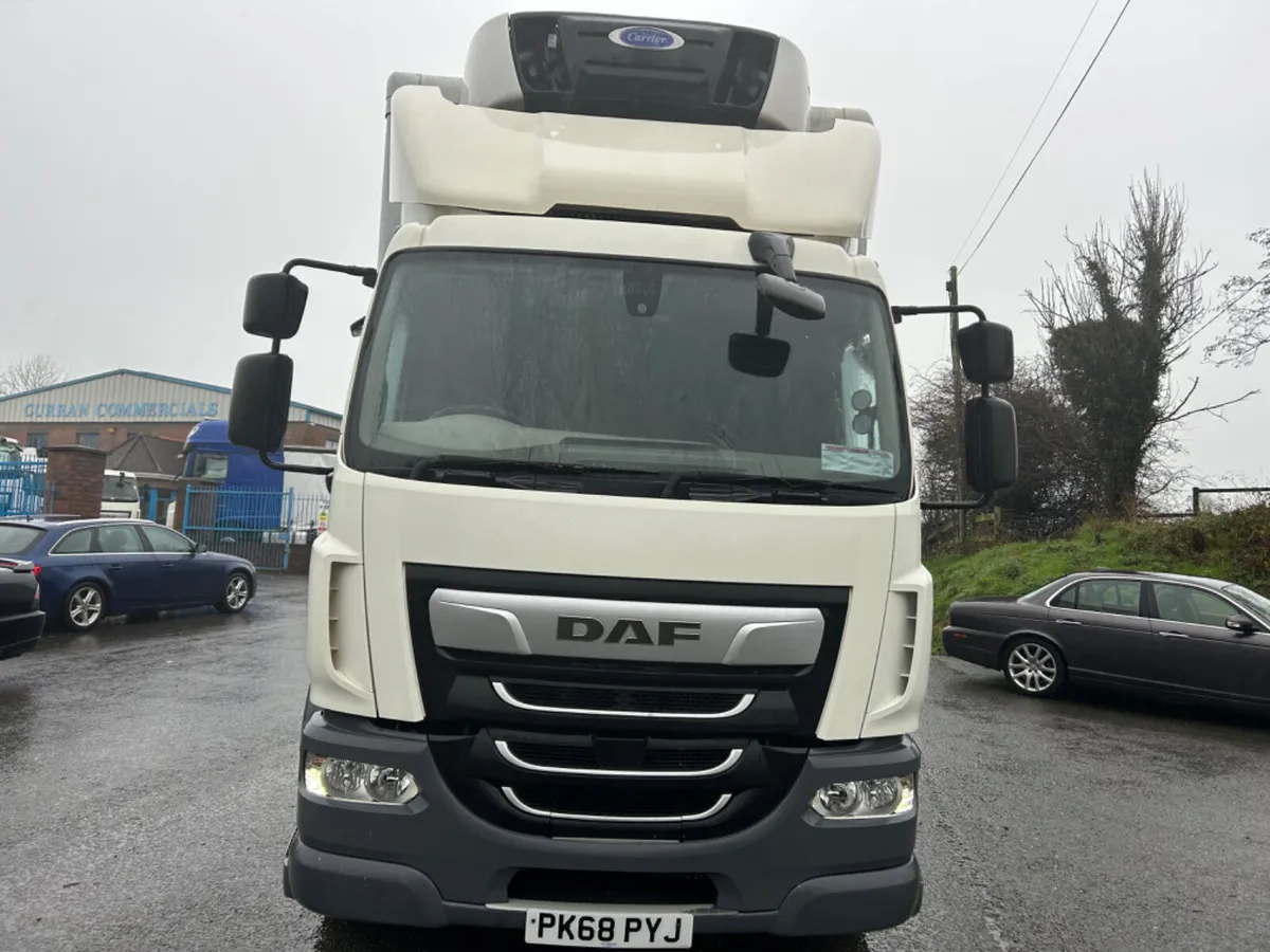 2018 Daf lf260 18 ton multi temp fridge lift - Image 2