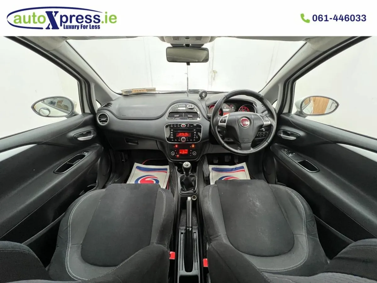 Fiat Punto 1.4 Easy 3-Door Hatchback - Image 2