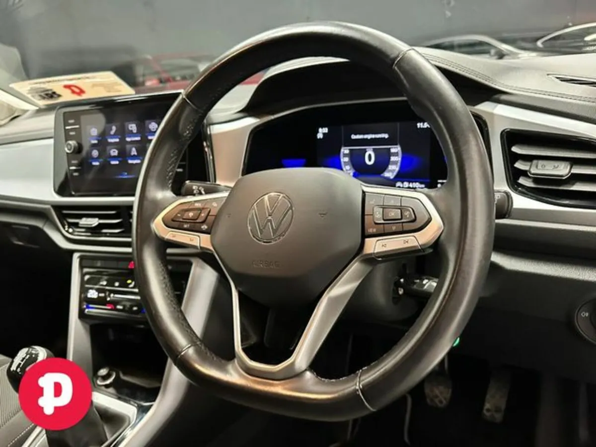 Volkswagen T-Roc Life 2.0 TDI M6F 116HP 5DR - Stra - Image 2