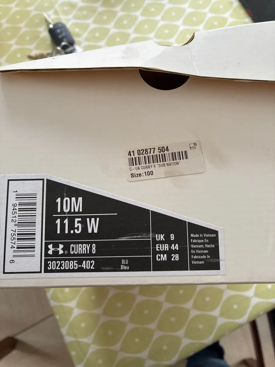 Basketball Shoes - Image 4