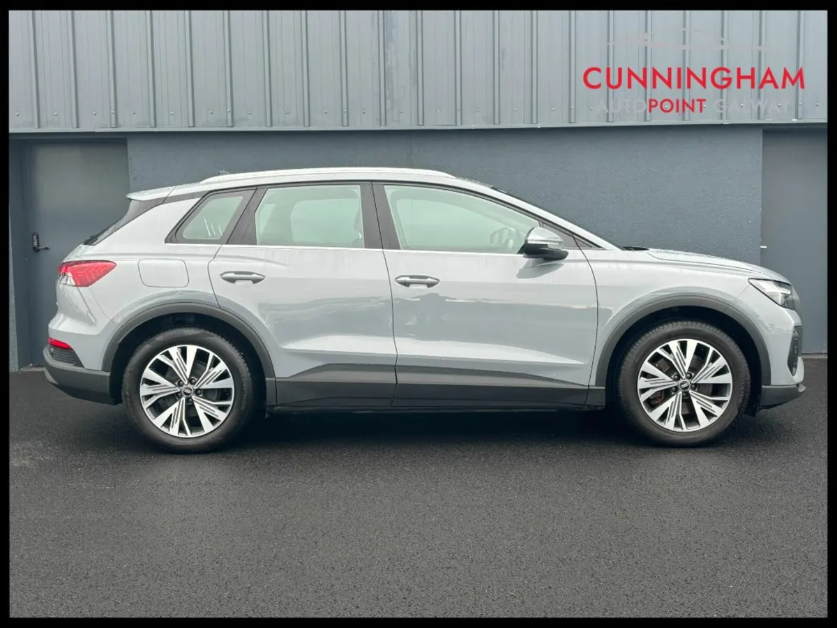 Audi Q4 e-tron 40 82.0 kWh Advance - Image 3