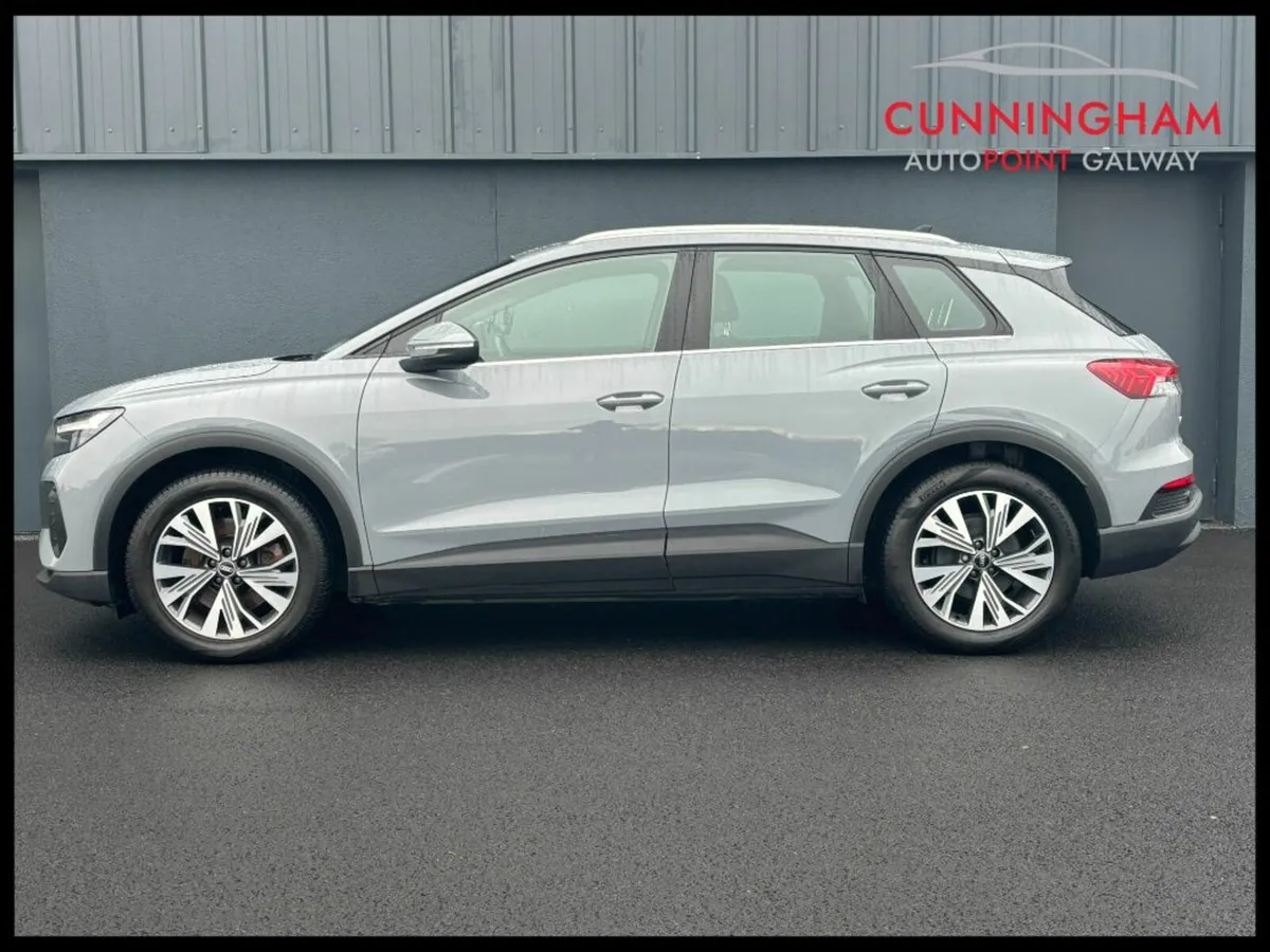 Audi Q4 e-tron 40 82.0 kWh Advance - Image 4