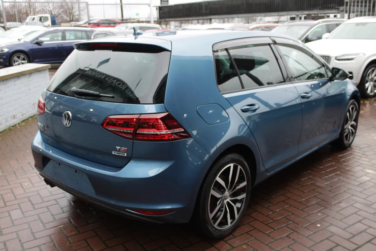 1.4 TSI HIGHLINE 5DR HATCHBABCK AUTOMATIC // STUNN - Image 4