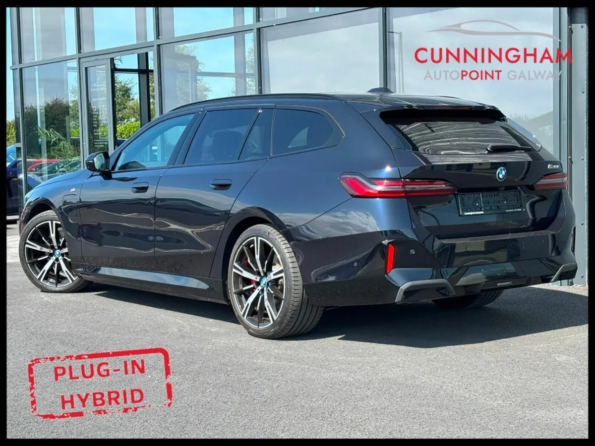 BMW 5-Series 530e M Sport Pro Touring *Tech Pack* - Image 2