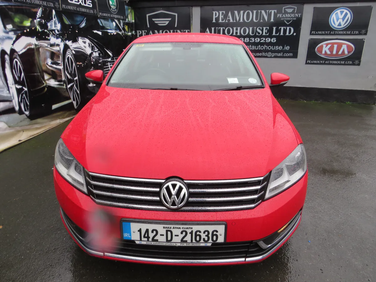 Volkswagen Passat 2014 2LT DIESEL WITH LEATHER - Image 3