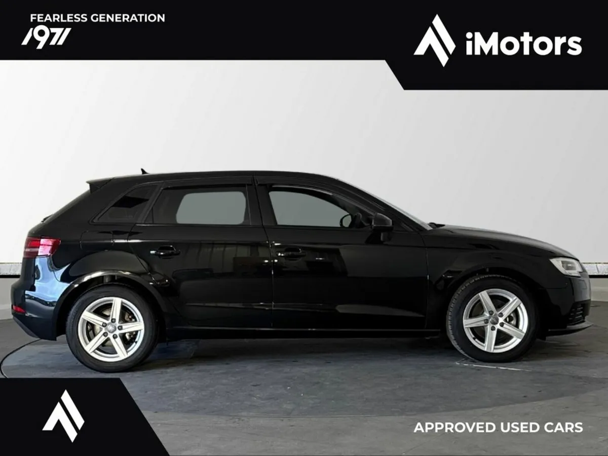 Audi A3 SE AUTOMATIC BLACK EDITION STYLING - Image 2