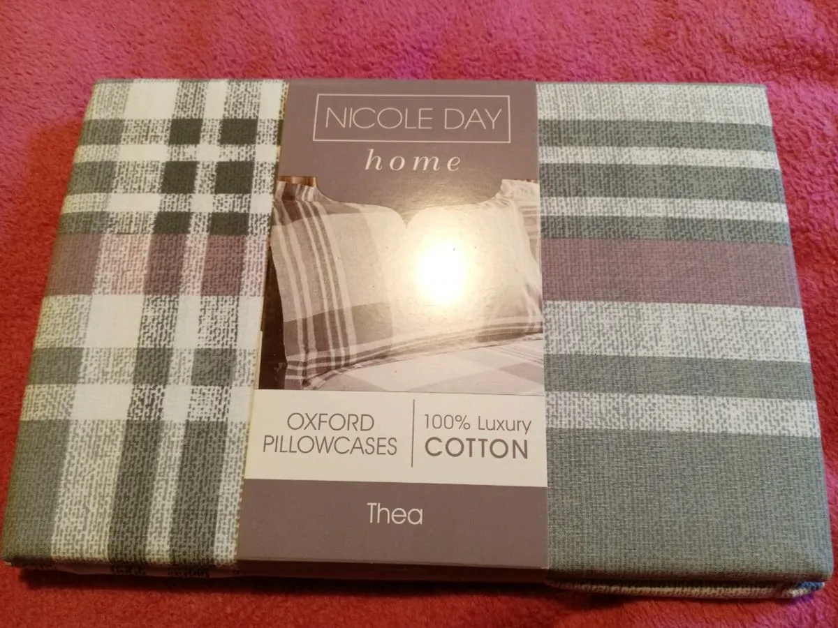 Bed sheets and Pillowcases - Image 2