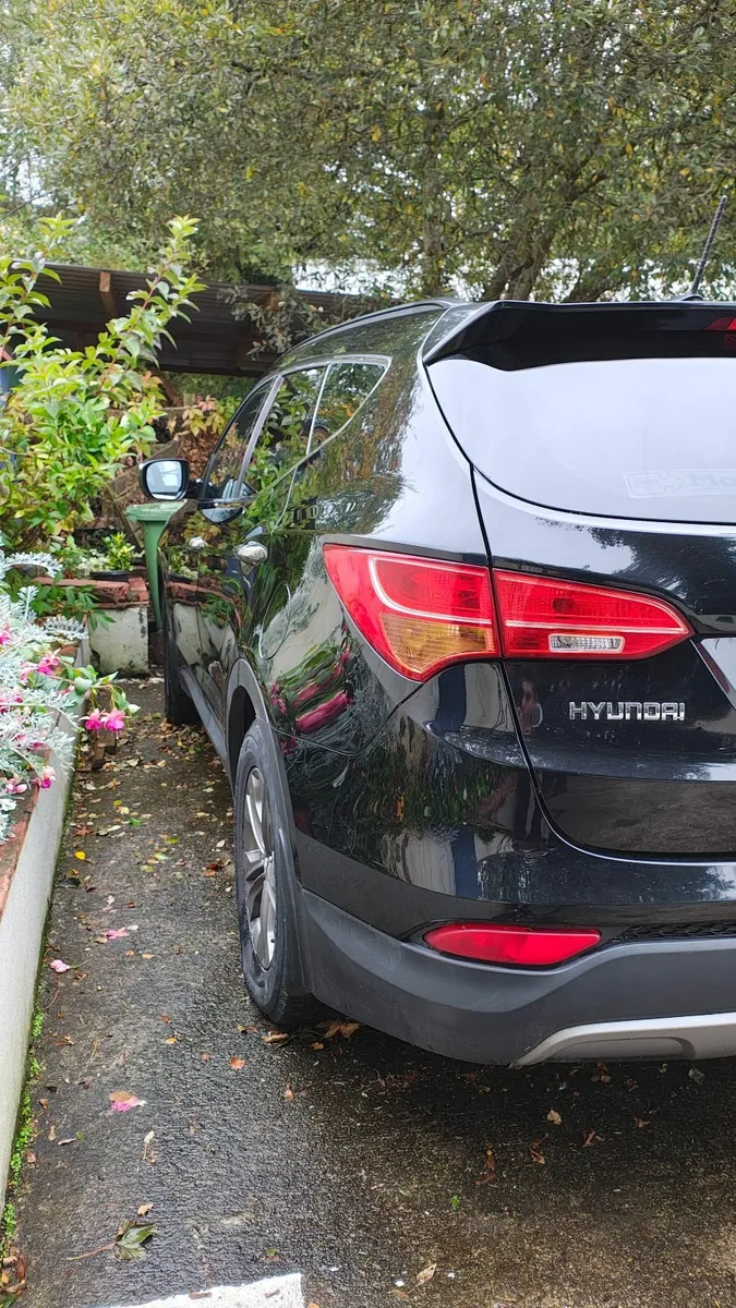 Hyundai Santa Fe 2013 - Image 4