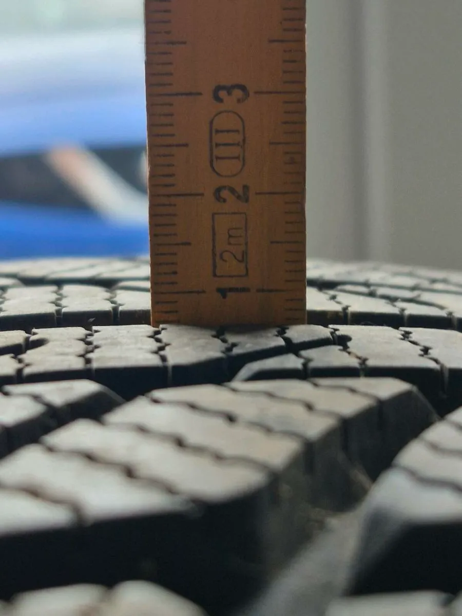 2 Winter tires 235 45 r17 - Image 2