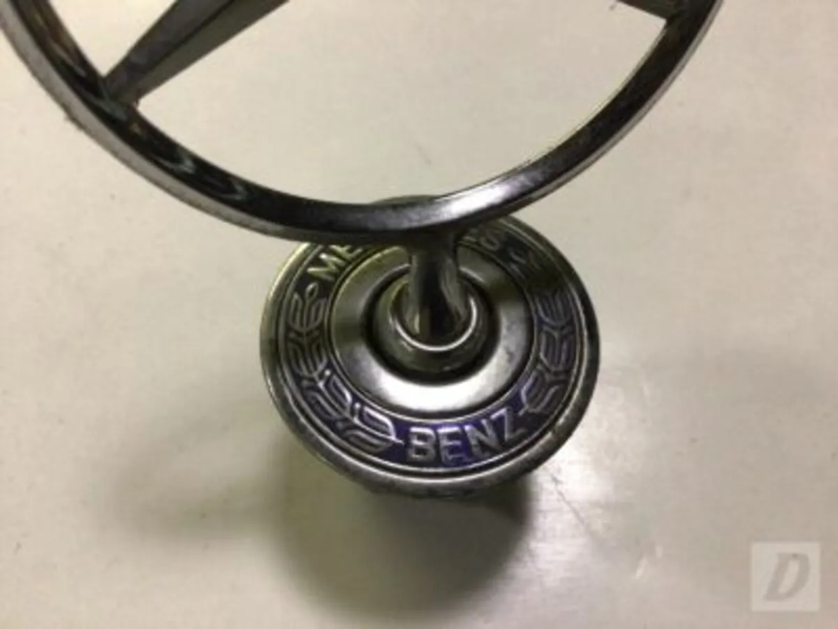 Vintage Merc Car Art (Mercedes Emblem Badge Star). - Image 3