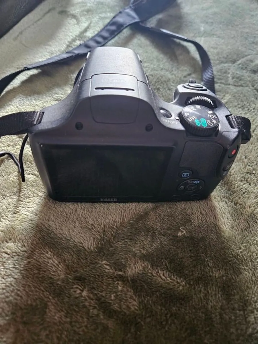 Canon Powershot camera - Image 2