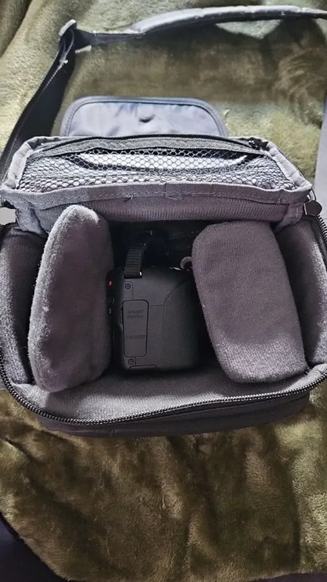 Canon Powershot camera - Image 4