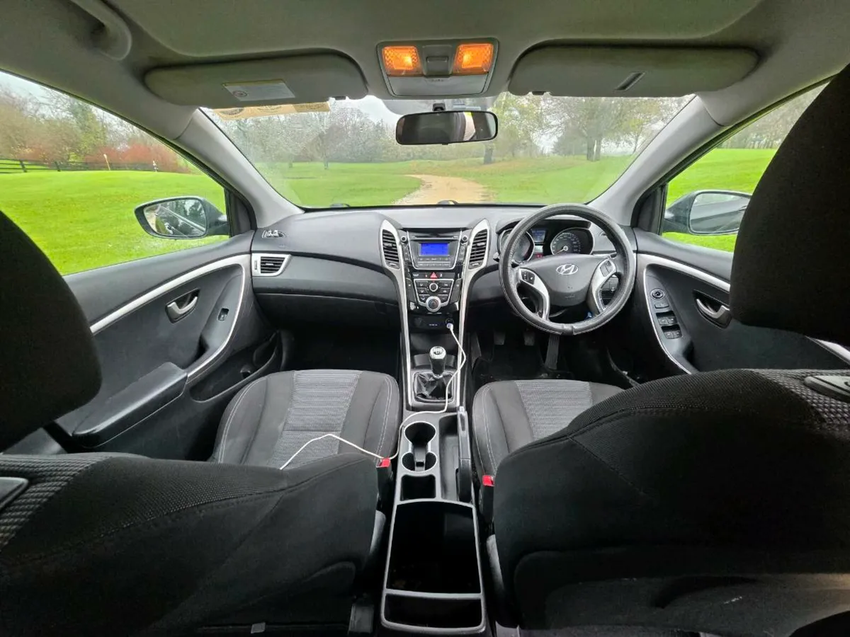2013  HYUNDAI i30 - Image 2