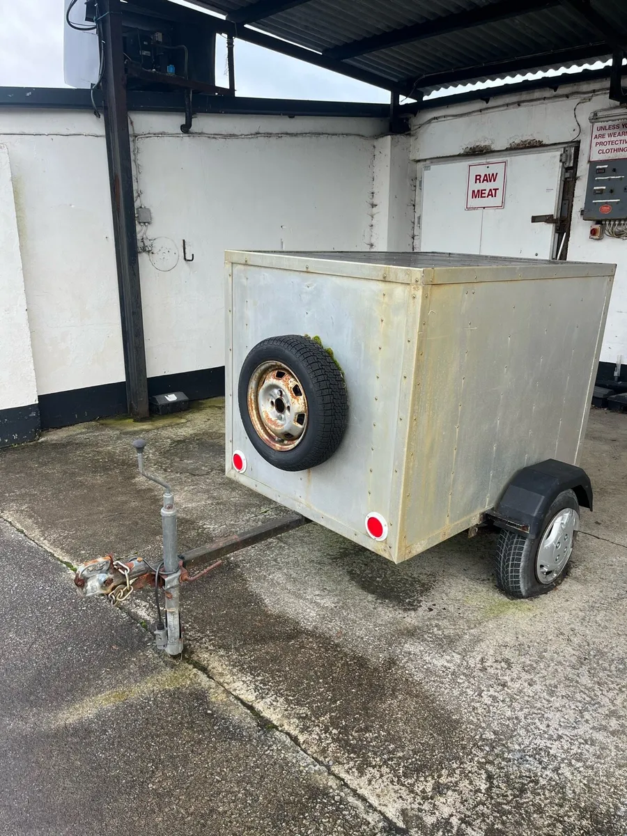 Small trailer - Image 3