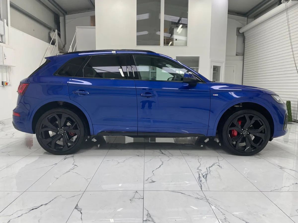 2023 (232 REG) Audi Q5 2.0 TFSI E Q SLINE - Image 2