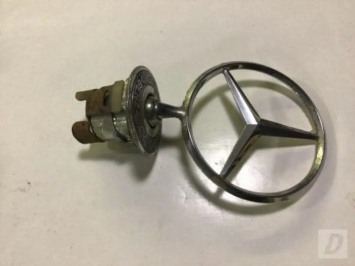 Antique Vintage Car Art Mercedes Emblem Badge Star - Image 3