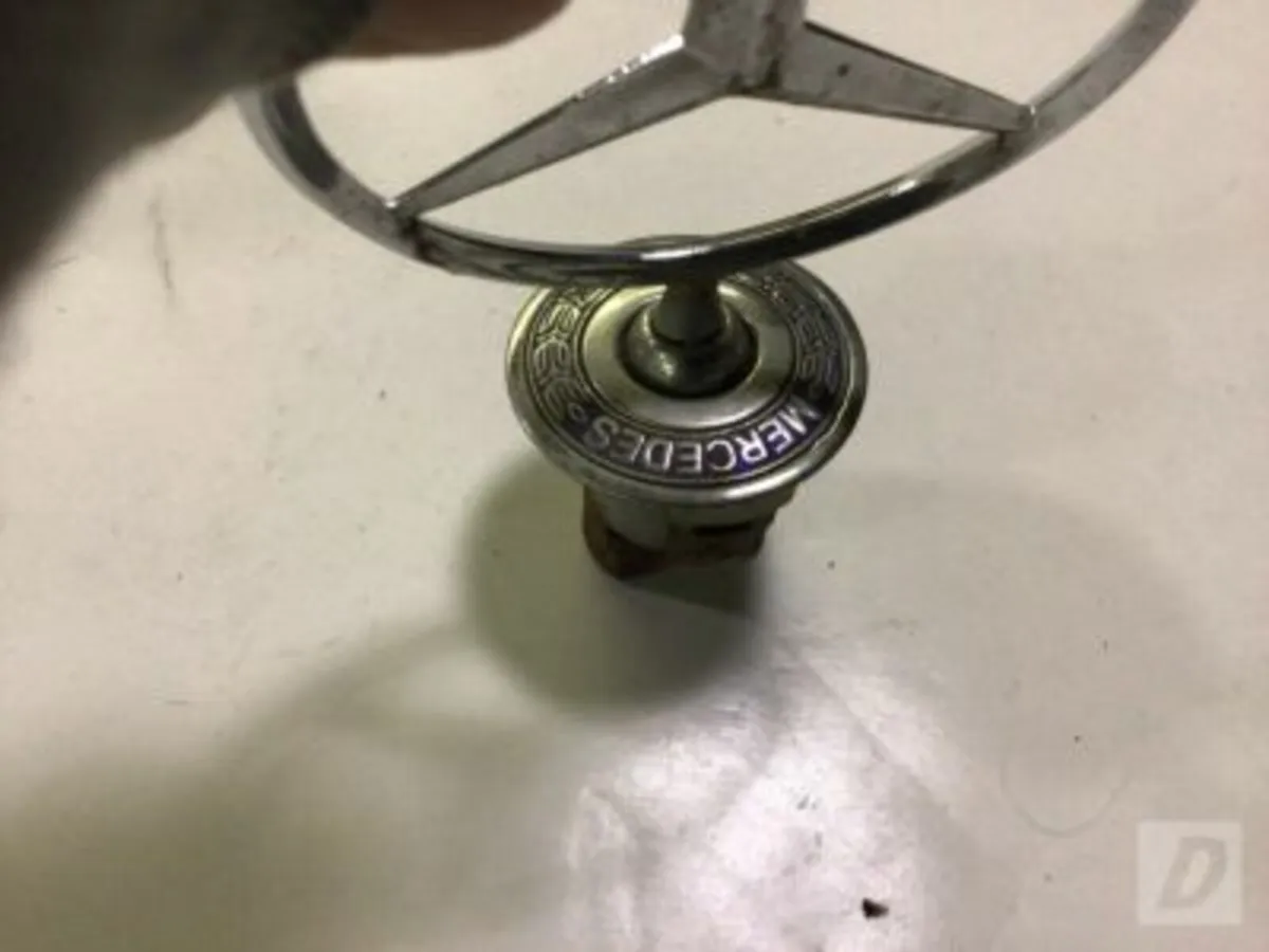 Antique Vintage Car Art Mercedes Emblem Badge Star - Image 1