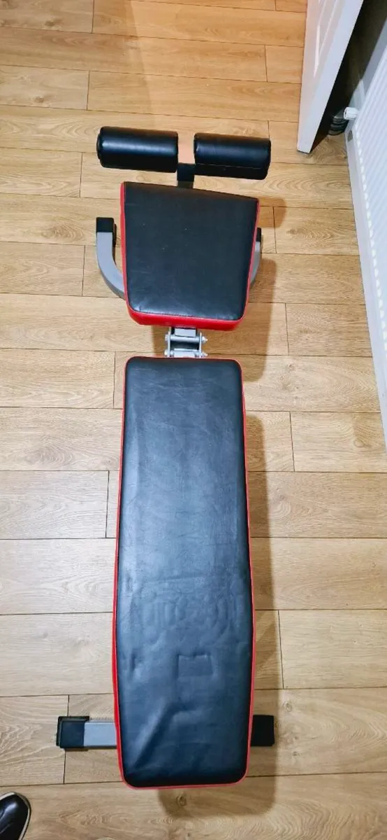 Heavy duty gym bench - Image 1