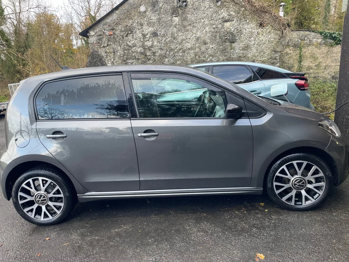 Volkswagen e-up! 2023 - Image 4