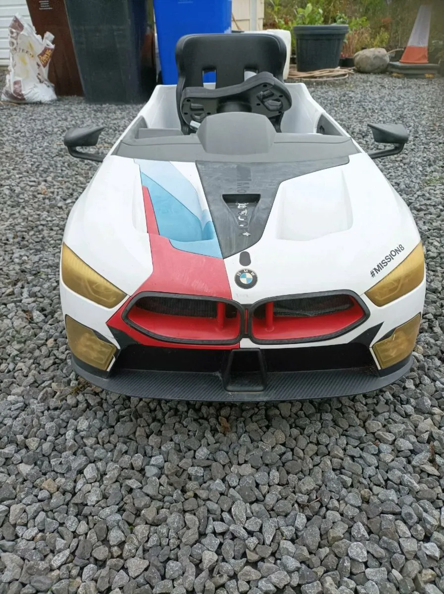 Electric ride on car - Image 1