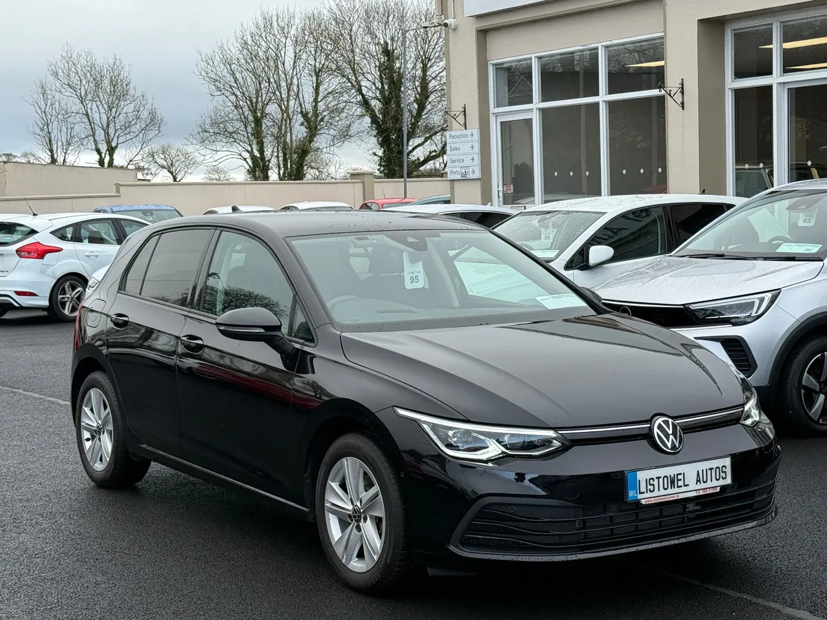 221 VW GOLF 1.0 AUTOMATIC 5DR HATCHBACK - Image 4