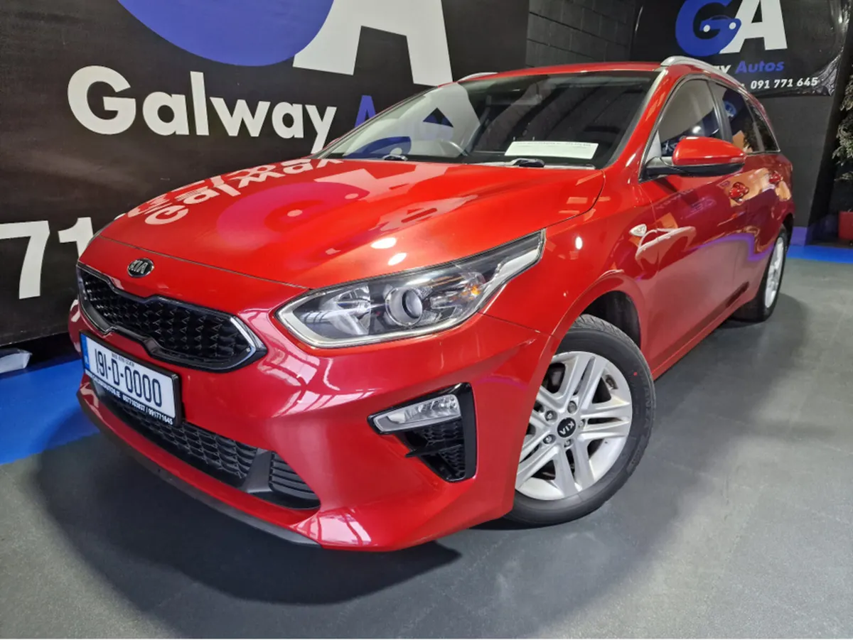 Kia Ceed JUST SERVICED WITH NEW  T.BELT - Image 2