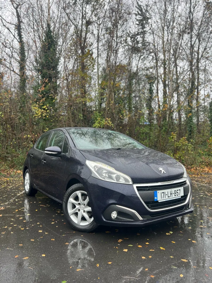 171 Peugeot 208 1.2 petrol Full service history - Image 1