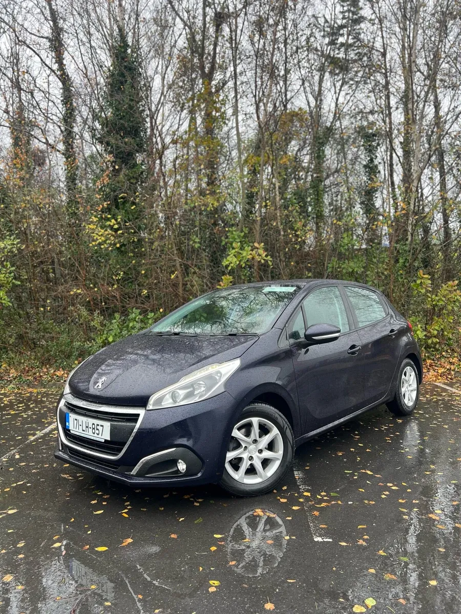 171 Peugeot 208 1.2 petrol Full service history - Image 2