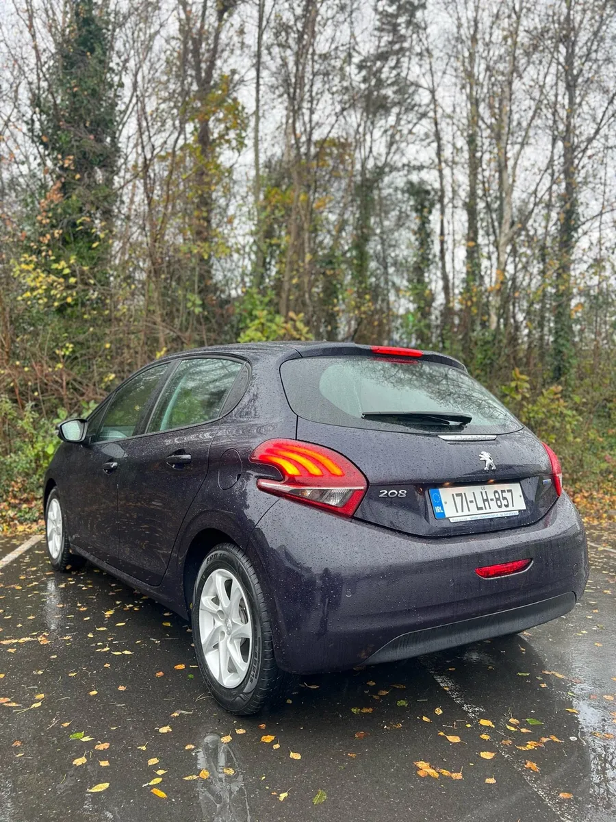 171 Peugeot 208 1.2 petrol Full service history - Image 3