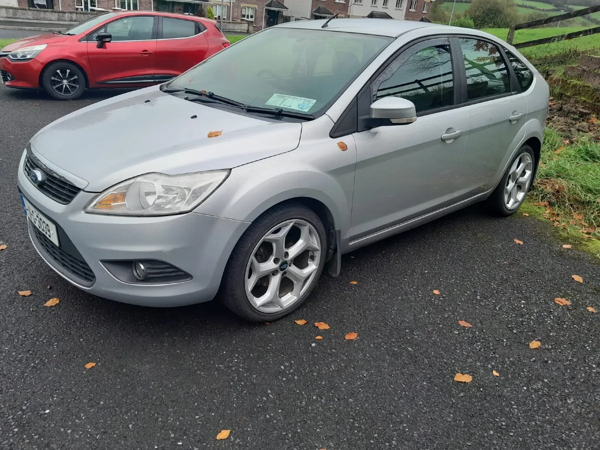 Ford Focus 2011 - Image 3