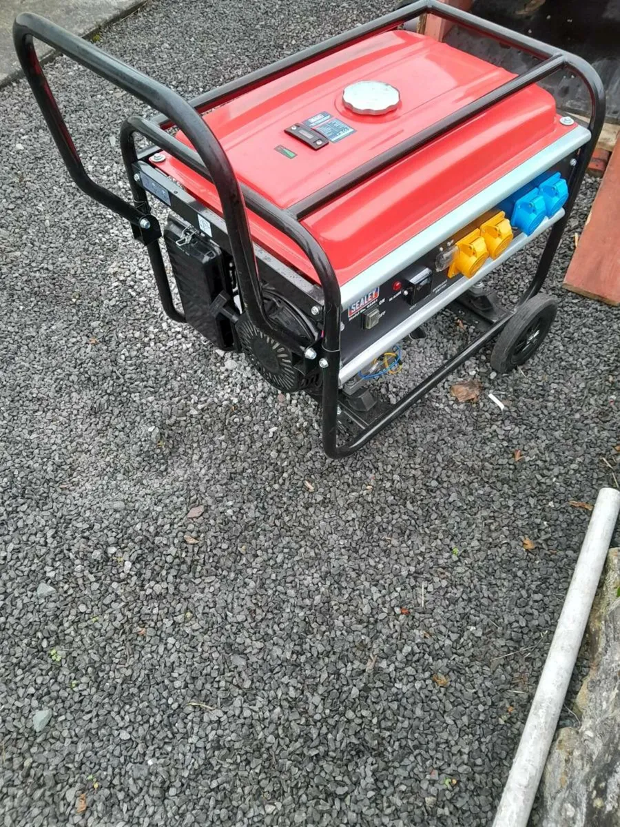 5500W 110/230V Generator 13HP-4-stroke enginr - Image 1