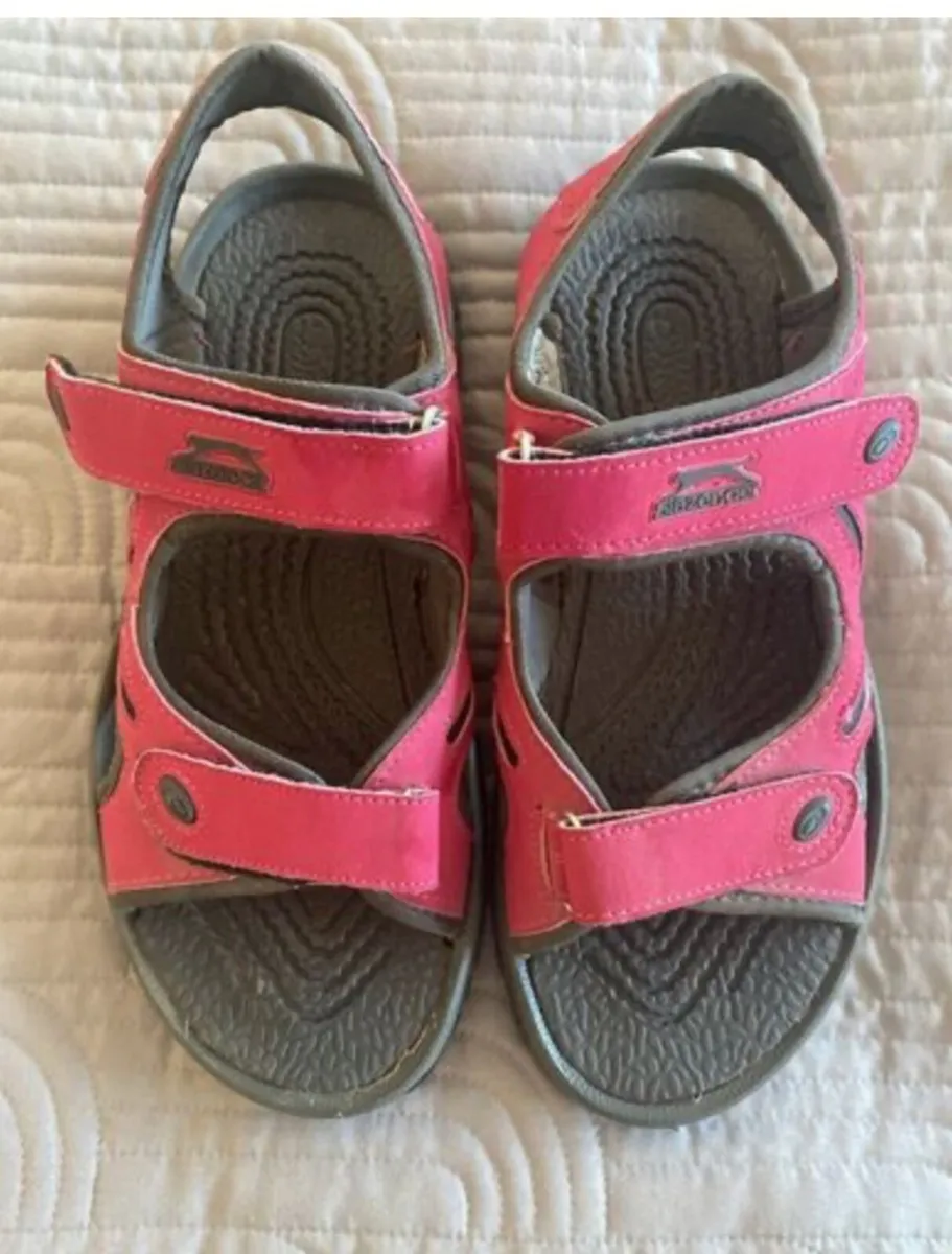 Sandals - Slazenger - Size 6UK - Image 1