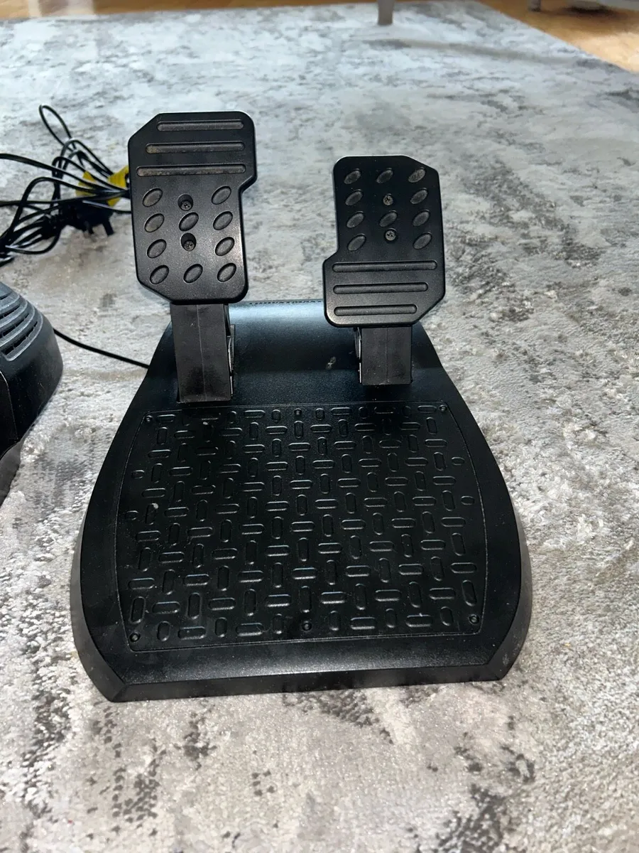 Ferrari PlayStation Steering Wheel - Image 3