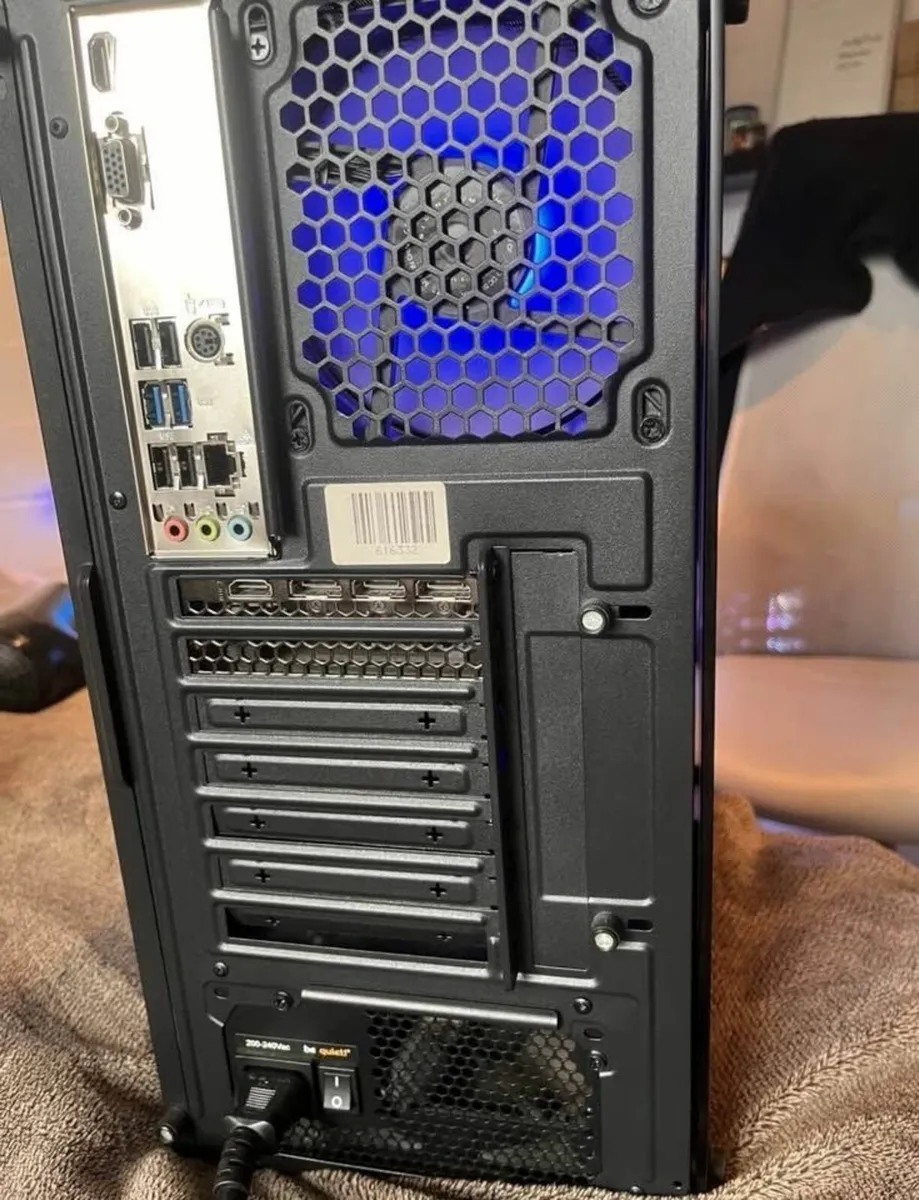 Gaming pc 3060 need gone asap christmas present - Image 2