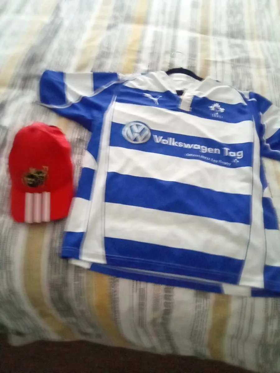 RUGBY.  JERSEY.  AND. MUNSTER. RUGBY. CAP . - Image 1