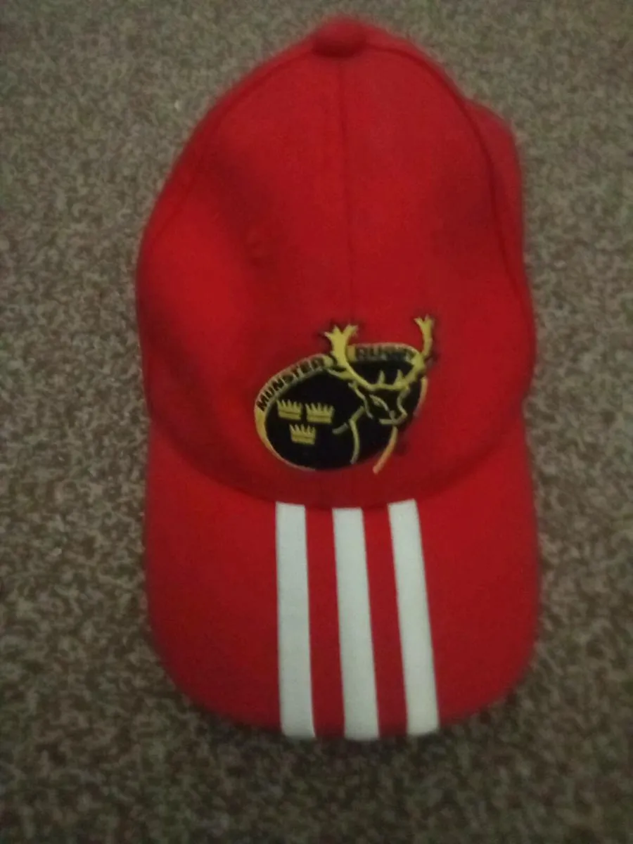 RUGBY.  JERSEY.  AND. MUNSTER. RUGBY. CAP . - Image 4