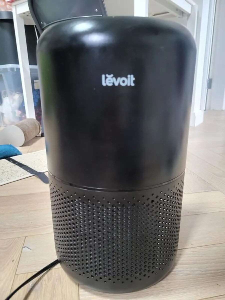 Air purifier - Image 1