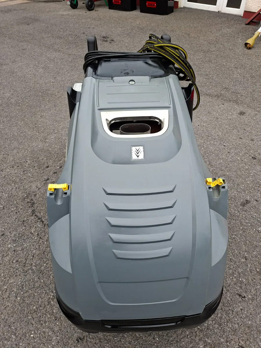 KARCHER PROFESSIONAL HOT WASH - Image 3