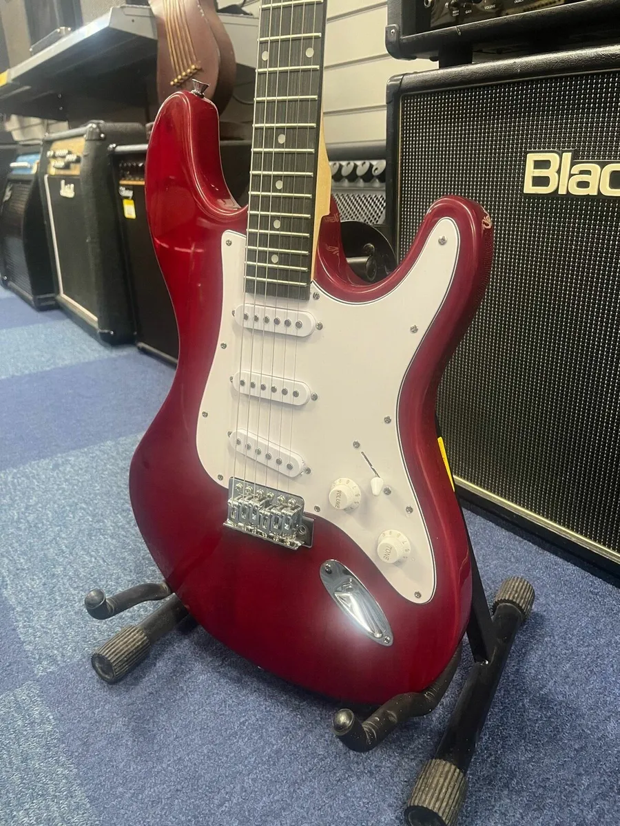 *NEW* Freshman FE1 Guitar - Image 1