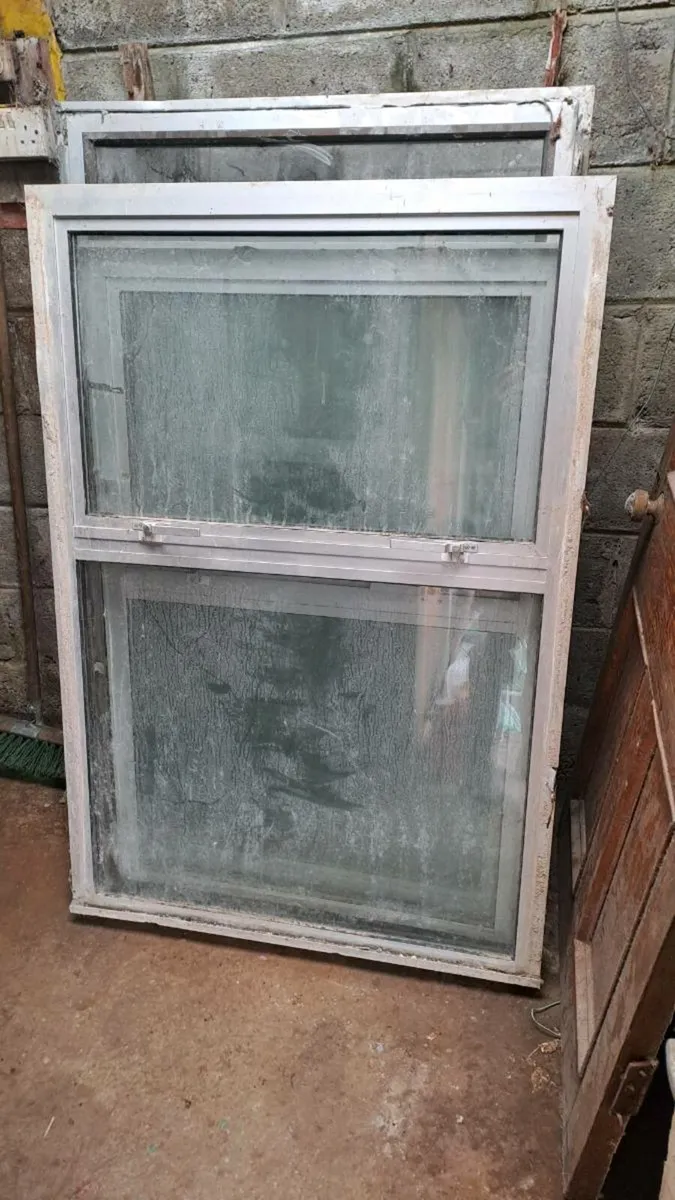 Windows x 4 - Image 1