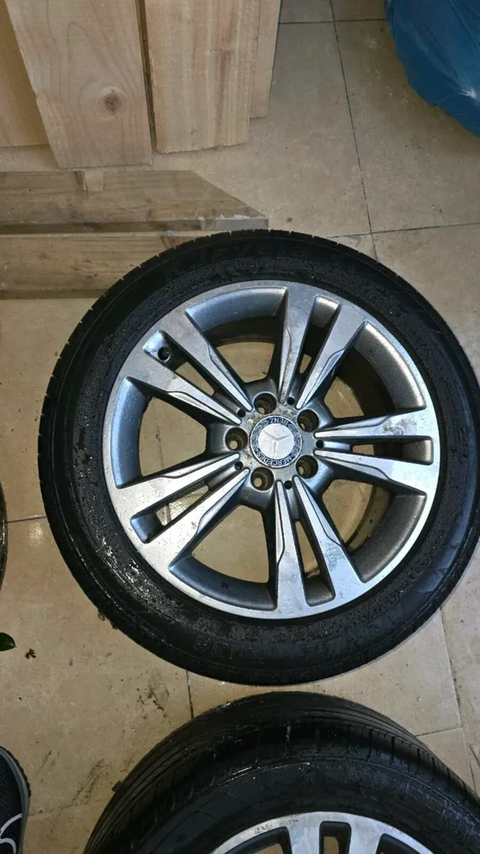 Mercedes wheels 17s - Image 2
