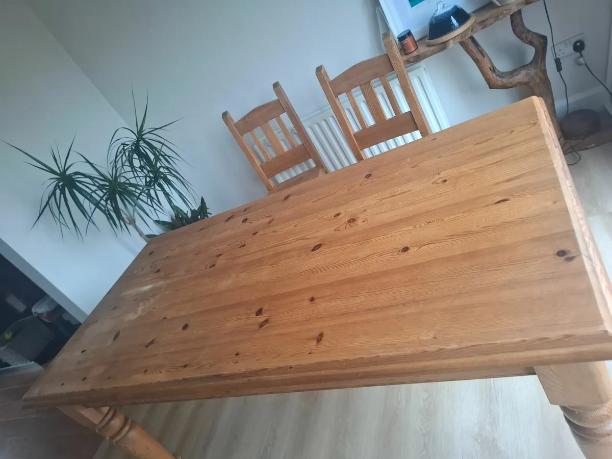 Kitchen table - Image 3