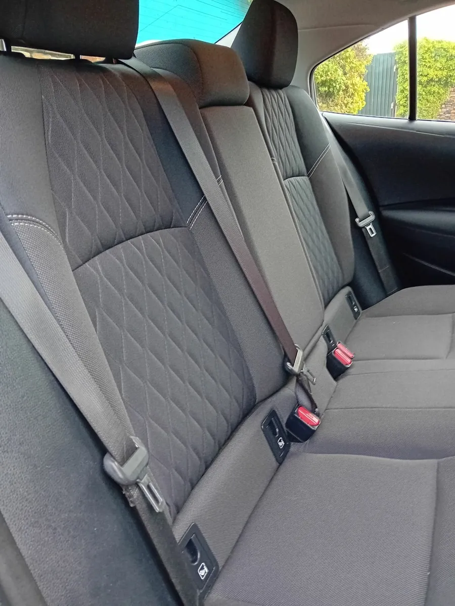 Toyota Corolla 2020 Petrol Hybrid Automatic - Image 2