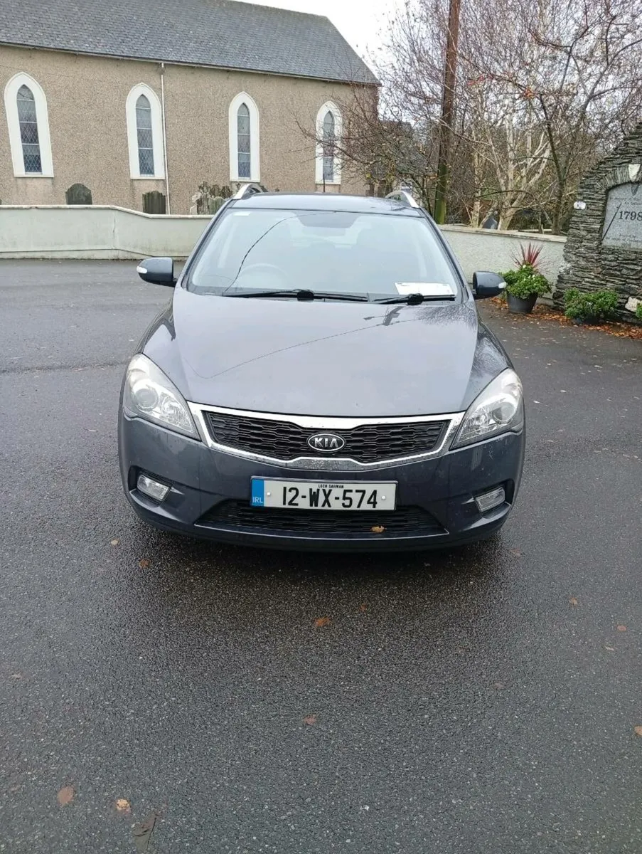 12 Kia Ceed Estate - Image 2