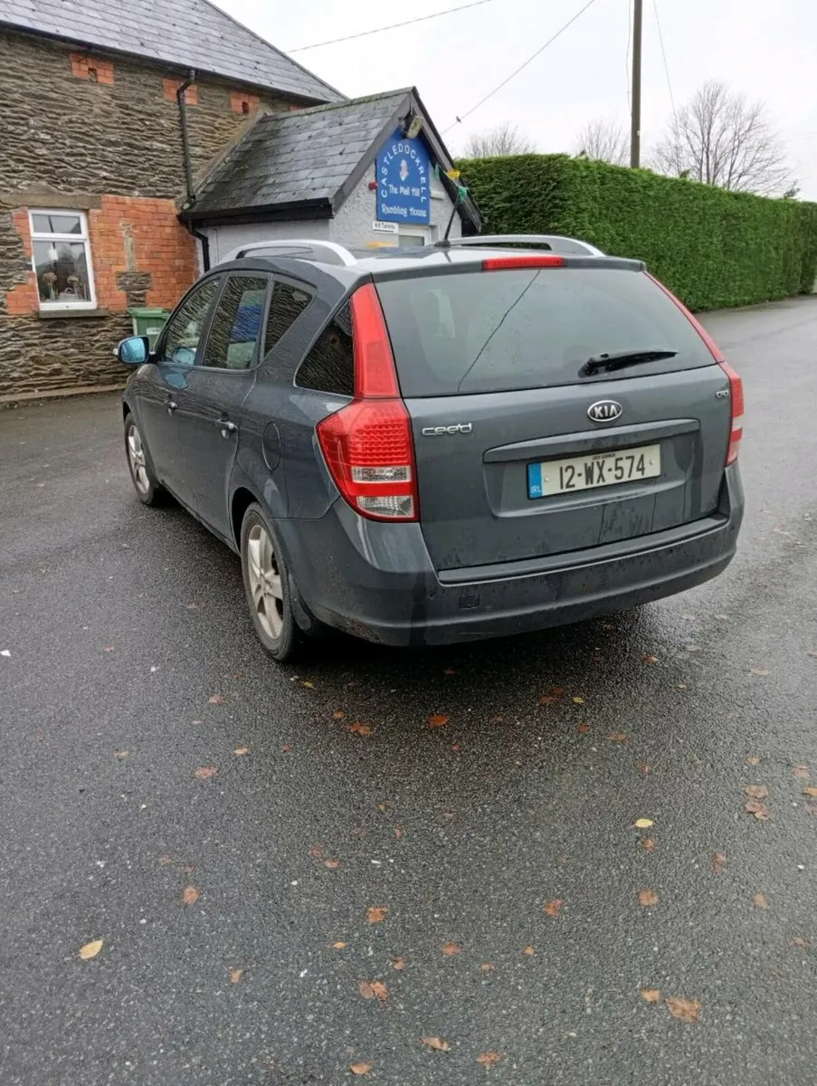 12 Kia Ceed Estate - Image 4