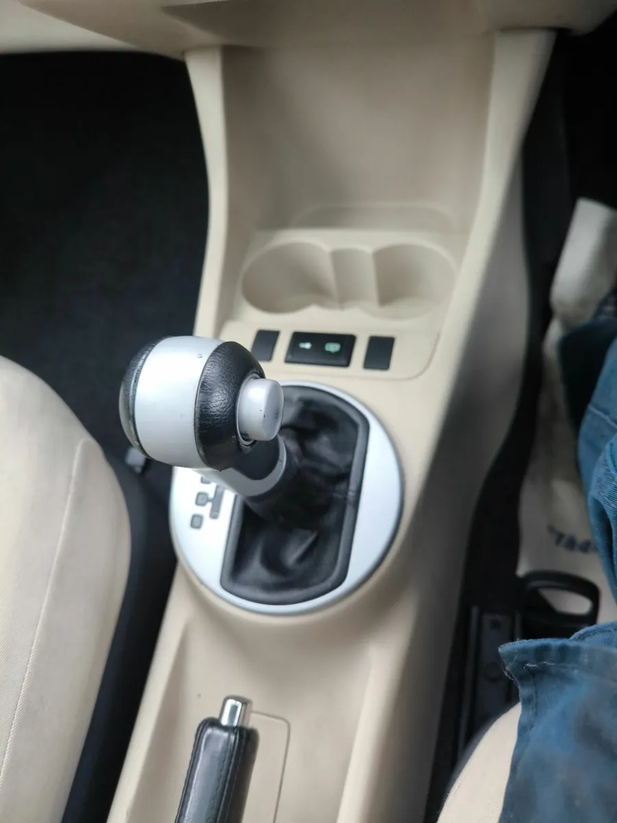 Automatic Skoda Roomster NCT 09/26 - Image 1