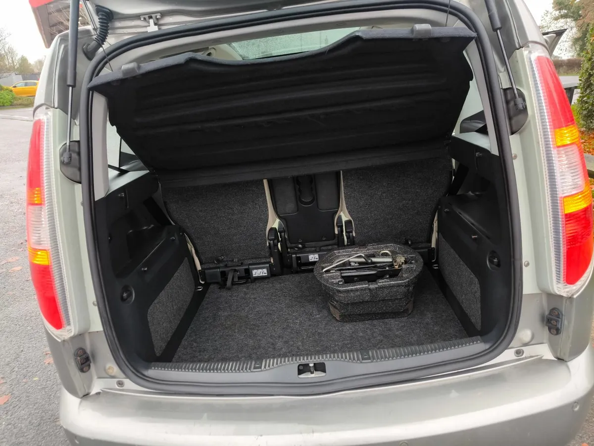 Automatic Skoda Roomster NCT 09/26 - Image 3